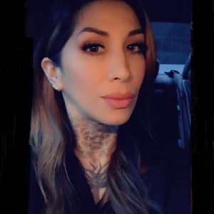 Meet your Posher, Candice